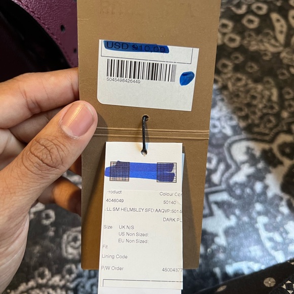 Burberry Helmsley - Picture 4 of 5